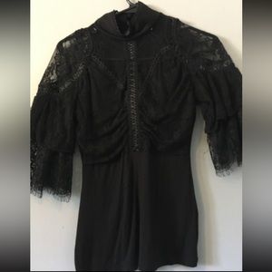 VENUS Blouse XS